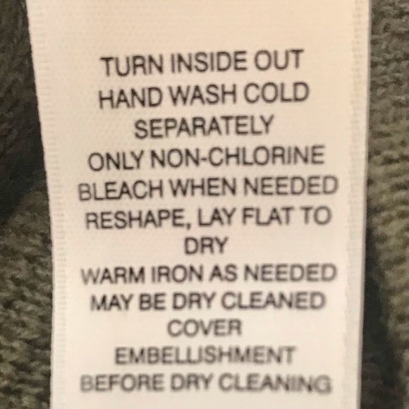 CHICO’S MILITARY STYLE EMBELLISHED CARDIGAN SIZE PETITE LARGE - Picture 8 of 8